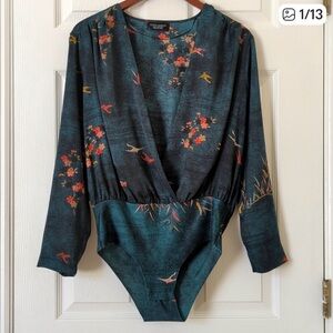 Zara Abstract Printed Plunge Neck Gathered Long Sleeve Bodysuit Forest Green M